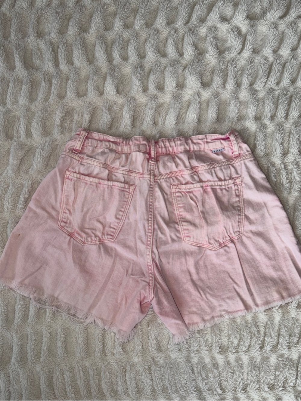 Risen High-Rise Light Pink Distressed Denim Shorts 😍 - Picture 4 of 11